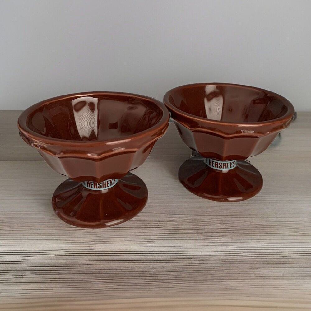 (2) Hershey's Brown Pedestal Style Ice Cream Bowls by Houston Harvest Hershey